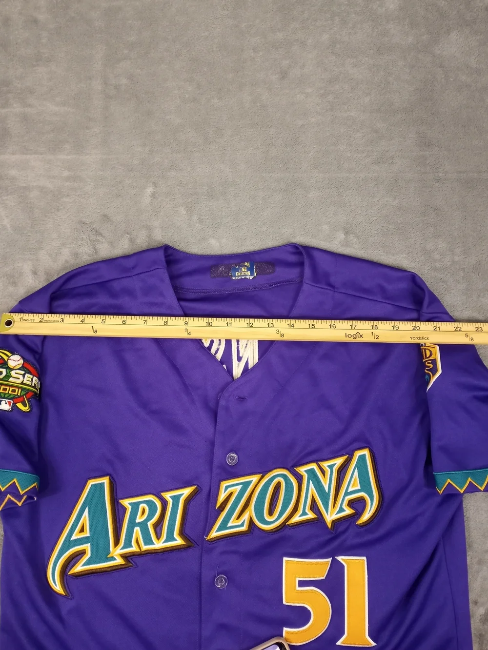 Majestic Arizona Diamondbacks Men's Vintage 2001 Words Series Baseball Jersey - Picture 7 of 12